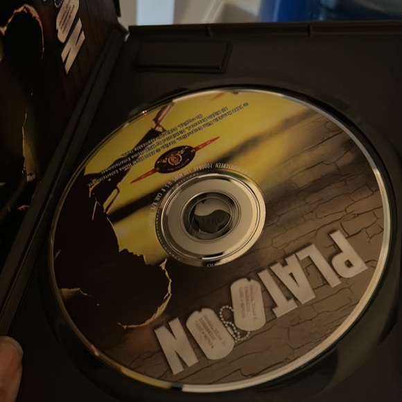 4/$20 PLATOON dvd - Picture 4 of 4
